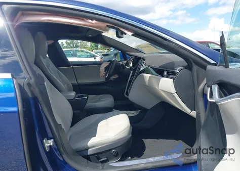 2015 Tesla Model S 70D/85D/P85D z USA, uszkodzony, nr VIN 5YJSA1S28FF091877